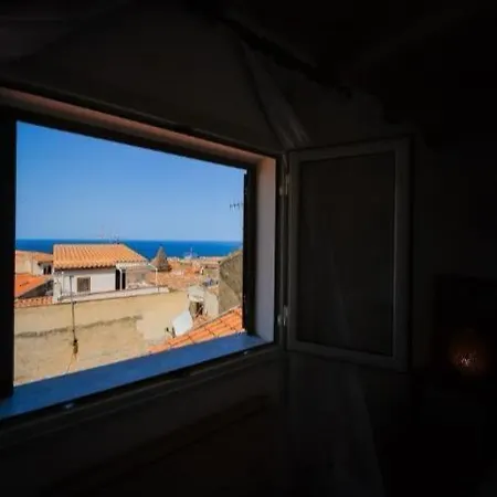 Tower Sea View Ferienhaus Cefalù